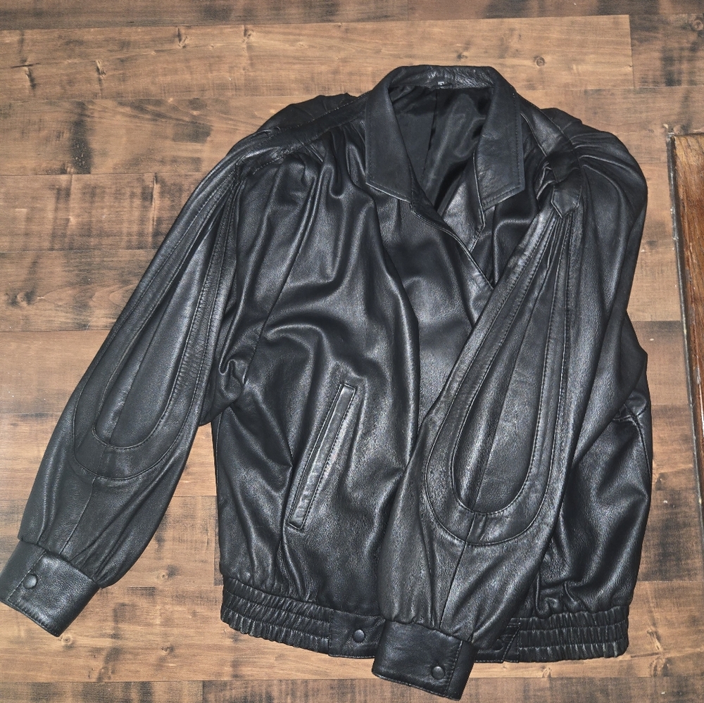 Vintage XL Size 3 Black Leather Jacket With Unique Pleated Sleeves 80s 90s